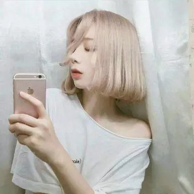 萌子美 虽然她有点怪 在线观看